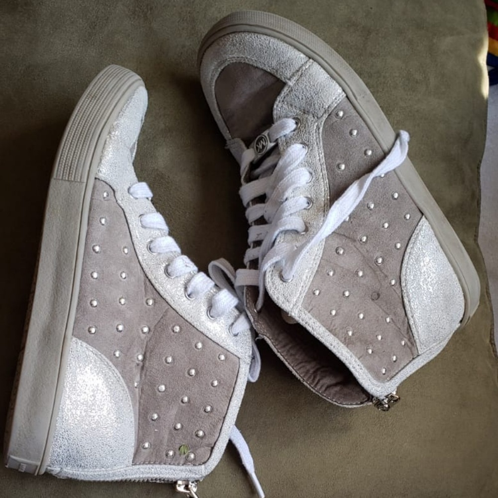 MICHAEL KORS. Toddler Shoes girls.